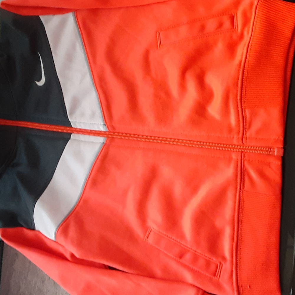Little boys zipper up sweater brand new Nike size 18 months